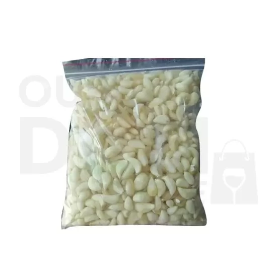 PEELED GARLIC : One