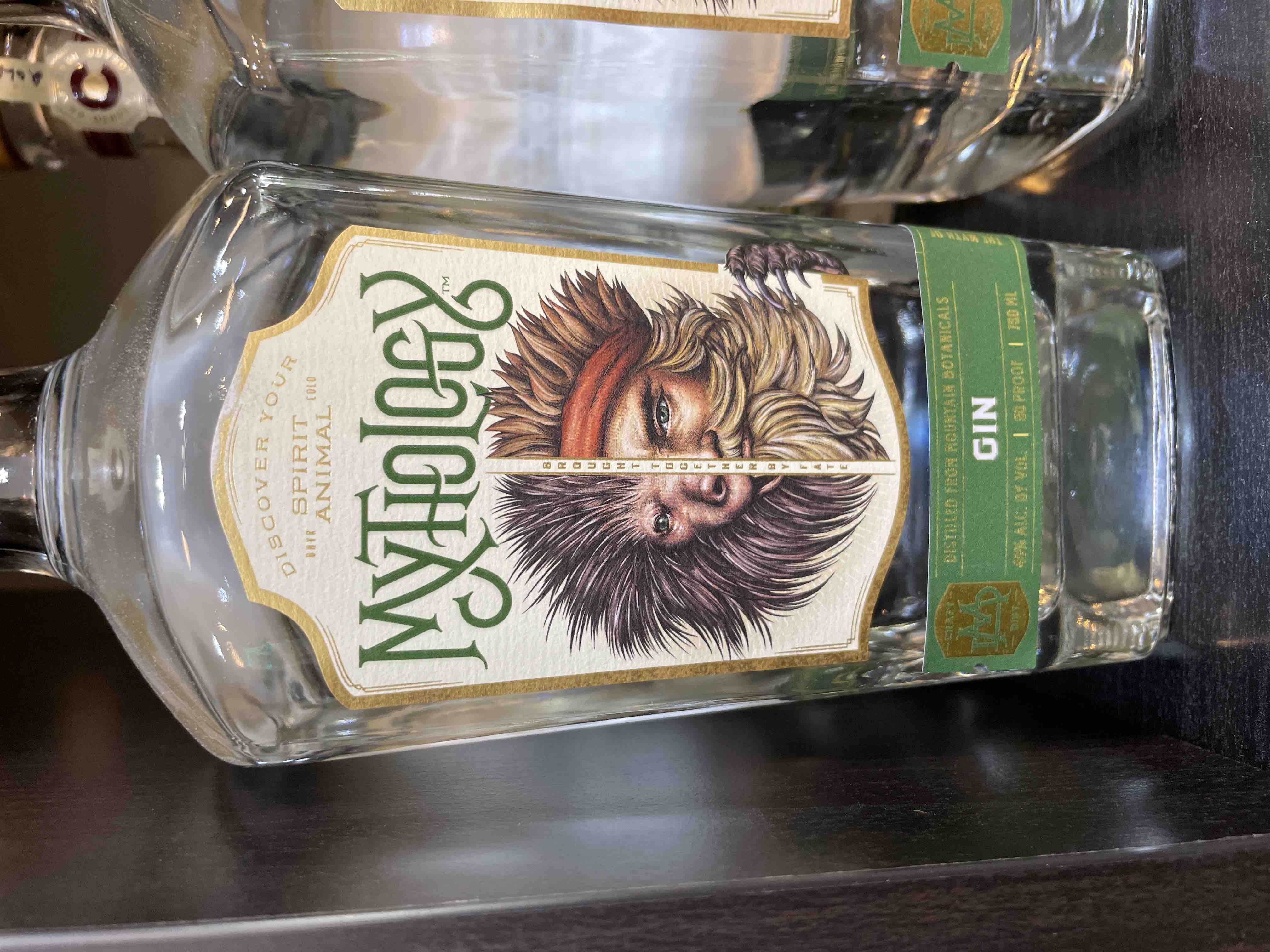 MYTHOLOGY Needle Pig Gin