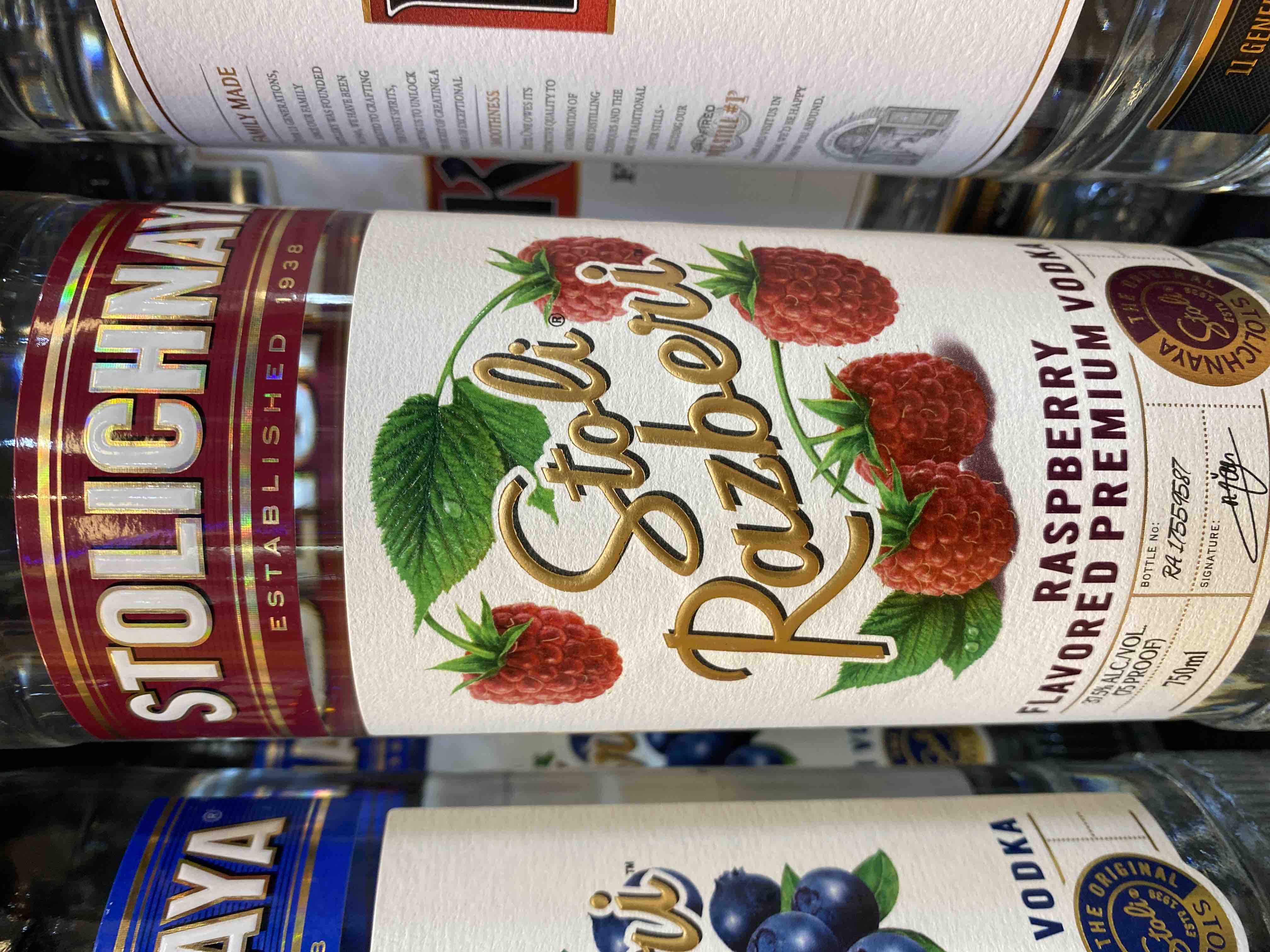 STOLICHNAYA Razberi
