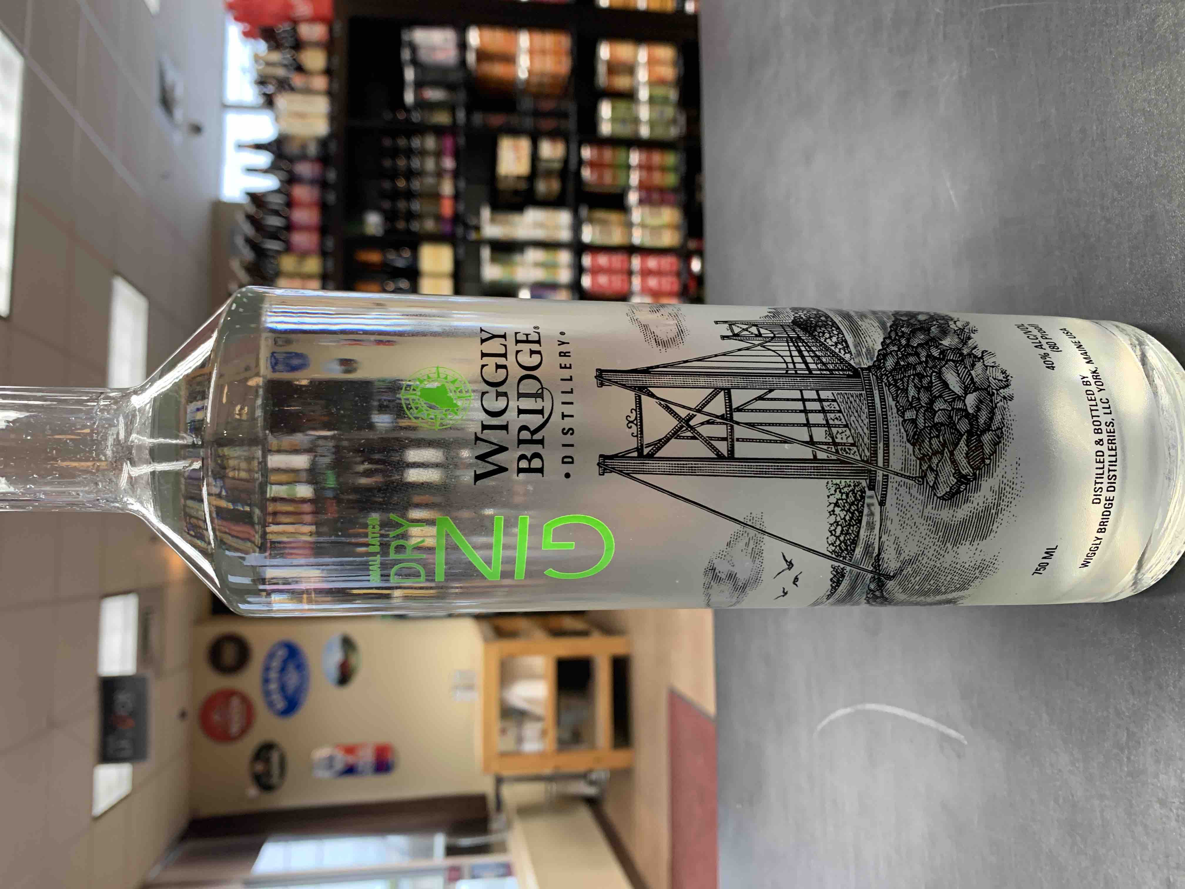 WIGGLY BRIDGE Dry Gin